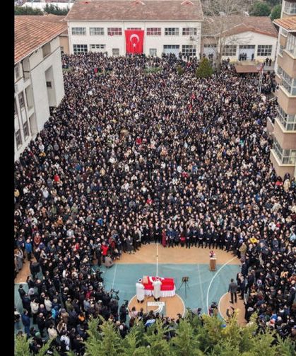 Gözyaşımız ve hüznümüzsün