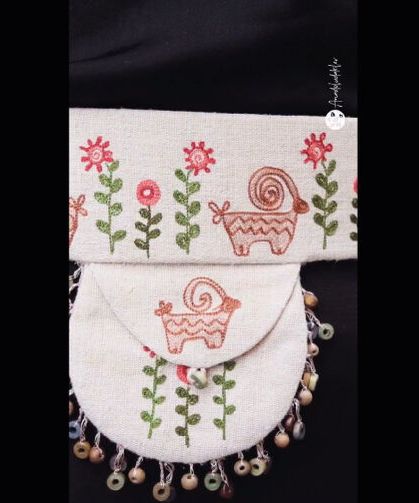 Geleneksel Dokunuş, Zarif Bir Tasarım