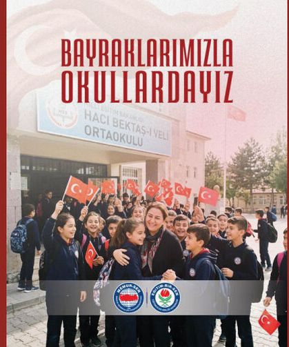 Bayraklarımızla okullardayız