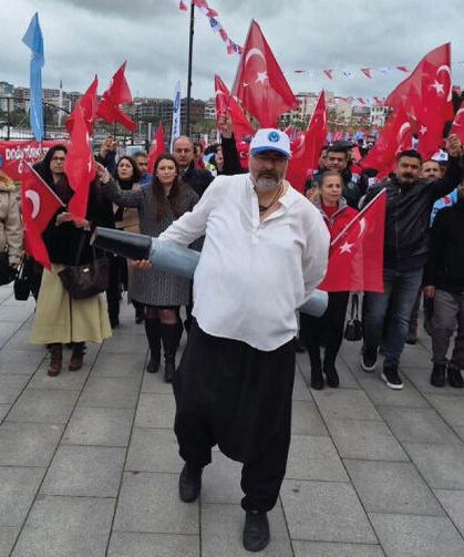 Bazı yürüyüşler sadece yol katetmek için değil, bir devrin ruhunu canlandırmak içindir
