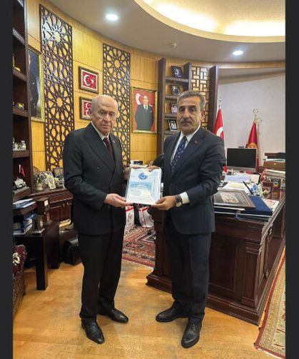 Kamu görevlilerimizin ve emeklilerimizin yaşadığı sorunlar başlıkları içeren kapsamlı raporumuzu sunduk
