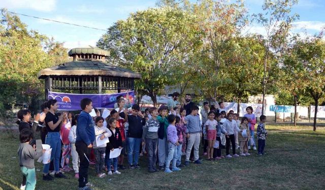 Lice’de çocuklar için müzik ve resim atölyesi etkinliği