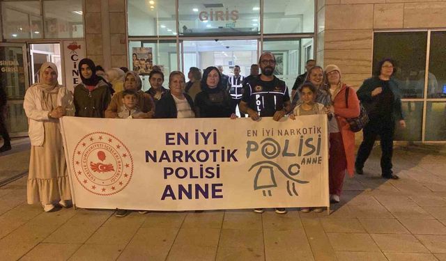 Polis ekiplerinden “En İyi Narkotik Polisi Anne” sunumu