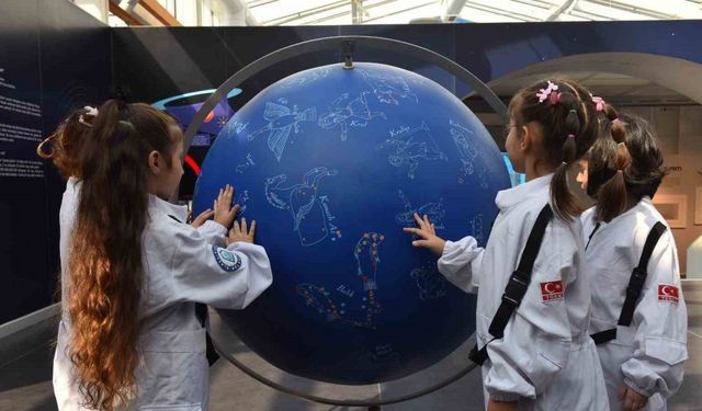 Bilim Genç Kafede Bilim Etkinliğimiz ile Yıldızların Peşinden Gittik!