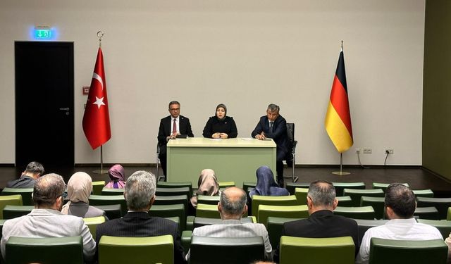 Almanya'da  eğitim öğretim alanında istişare toplantısı gerçekleştirildi