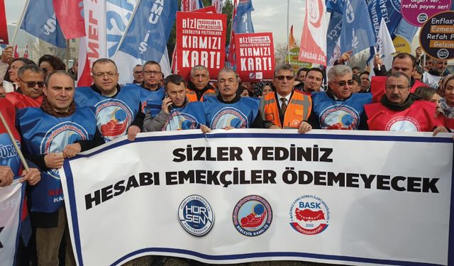 Tüm Türkiye’de İş Bıraktık, Sefalet Zammını Protesto Ettik