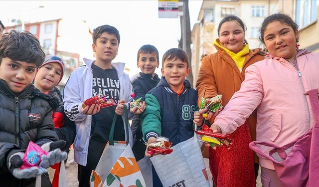 Şivlilik, yurtlarımızda kalan gönüllü gençlerimizin katılımıyla yaşatıldı