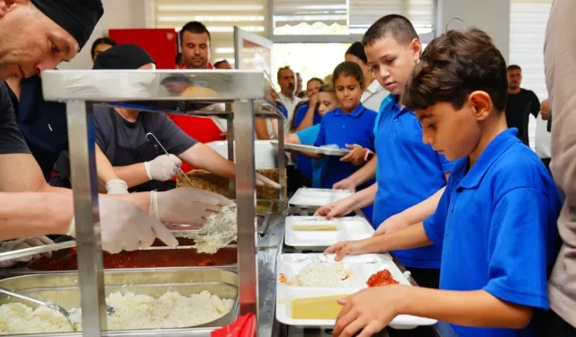 Bir milyon öğrencimizin sofrasında sağlık ve özen, her tabağında sevgi var
