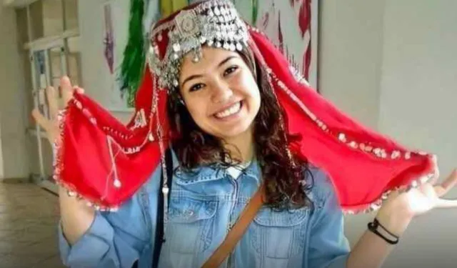 Şenay Aybüke Yalçın'ı mezarı başında andılar