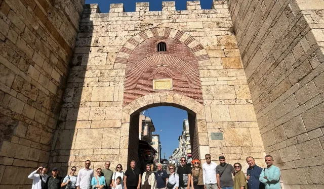 Gençler, "Kadim Şehirler" rotasında medeniyetimizi keşfe devam ediyor