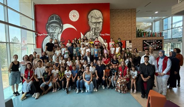 Bakan Yardımcısı Dr. Eminoğlu, Gençlik Yaz Kulübü Öğrencileriyle Buluştu