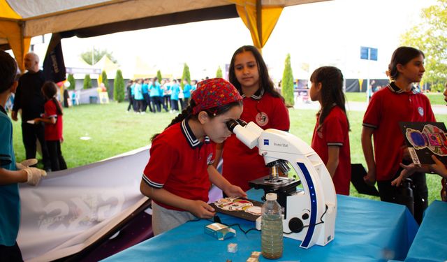 TÜBİTAK Bilim Merkezleri Yaz Akademisi Birincilerimiz ve Velileri ile Bilim Dolu Bir Ara Tatil Geçirdik!