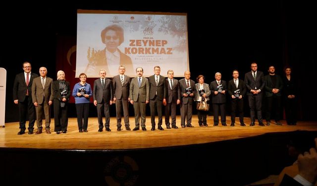 “Dile Emek Verenler: Prof. Dr. Zeynep KORKMAZ” Belgeselinin İlk Gösterimi DTCF’de Yapıldı.