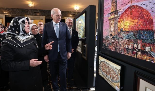 “Hilalin Işığında” başlıklı sanat sergisi