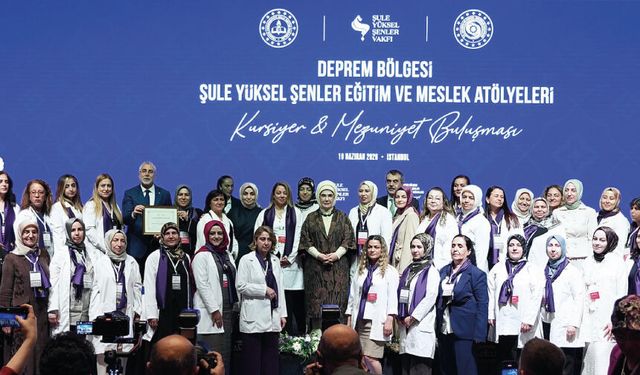 ŞULE YÜKSEL ŞENLER VAKFI "KURSİYER VE MEZUNİYET BULUŞMASI" DÜZENLENDİ