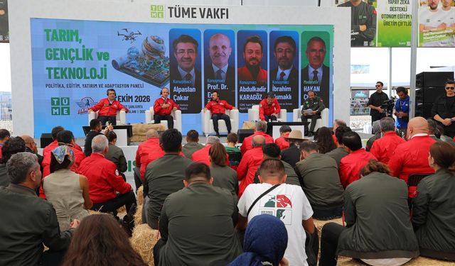 Özvar, “Tarım, Gençlik ve Teknoloji” Paneli’ne katıldı