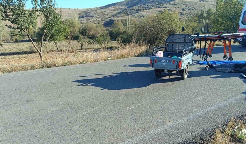 Afyonkarahisar’da moped kazası 3 yaralı