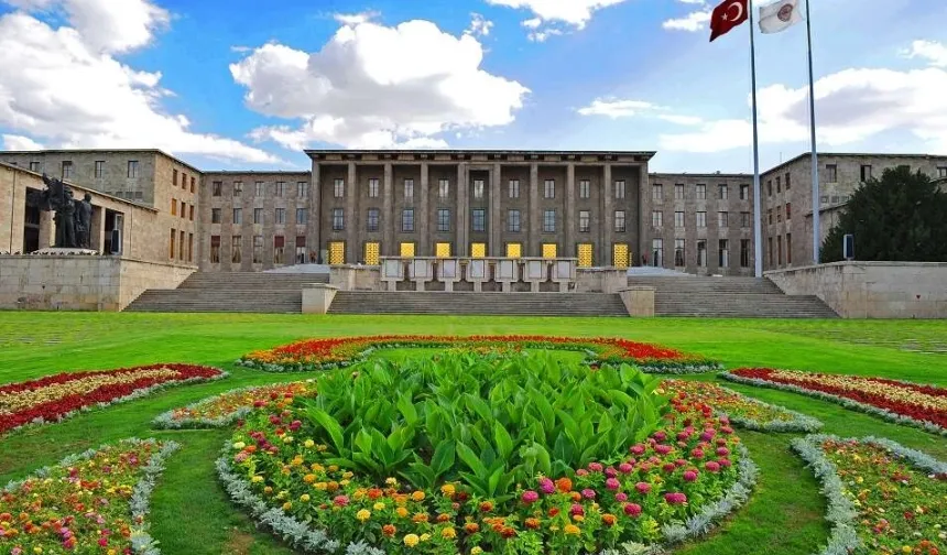 Bazı Kanunlarda Değişiklik Yapılmasına Dair Kanun Teklifi, TBMM Başkanlığına sunuldu.