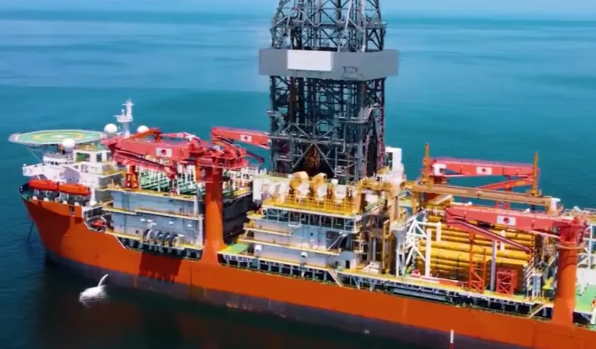 Enerji filomuza iki yeni nesil sondaj gemisi eklendi