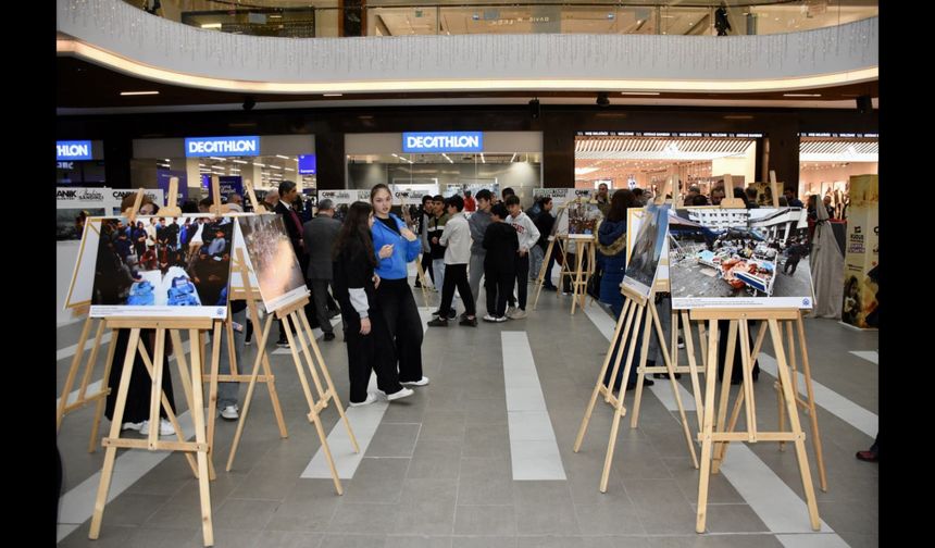 “Kanıt” kitabındaki görsellerden oluşan sergi Samsun’da açıldı