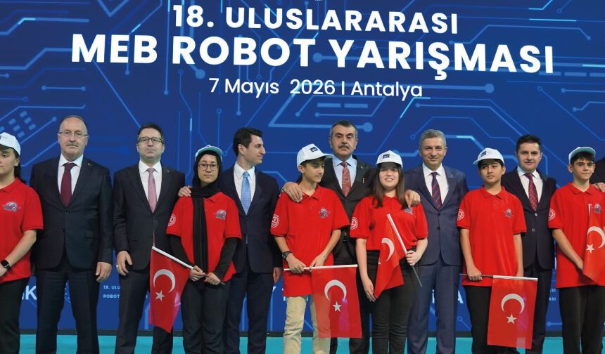 18. Uluslararası MEB Robot Yarışmasının 2. Günü tüm eğlencesi ile devam ediyor