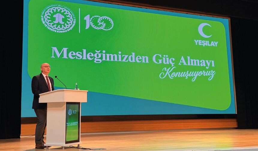 YEŞİLAY GENEL BAŞKANI DOÇ. DR. MEHMET DİNÇ İLE "MESLEĞİMİZDEN GÜÇ ALMAYI" KONUŞTUK