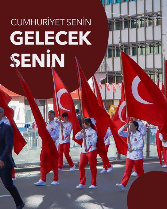 3Bayrakyürüyüş